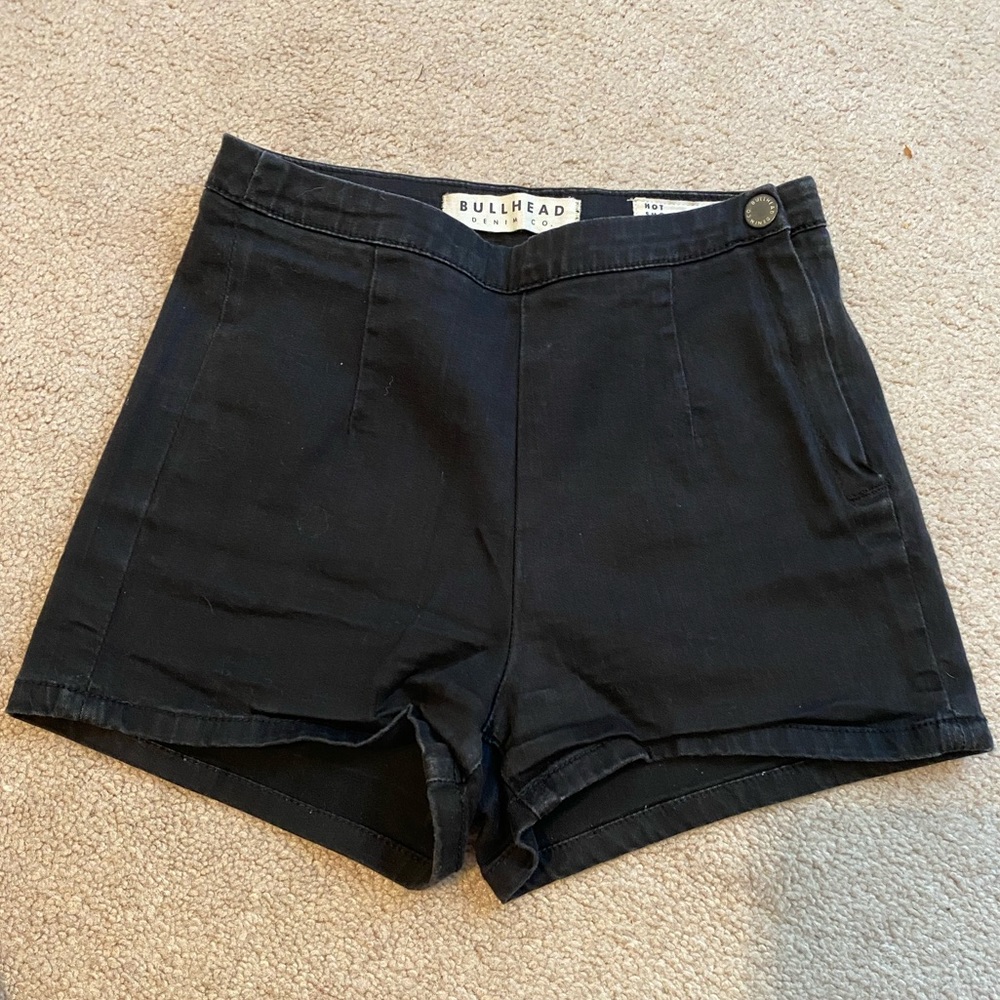 High waisted black shorts!